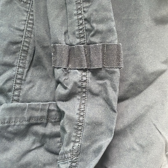 Black and White Floral Scrub Top with Black Scrub Pants - Picture 4 of 5